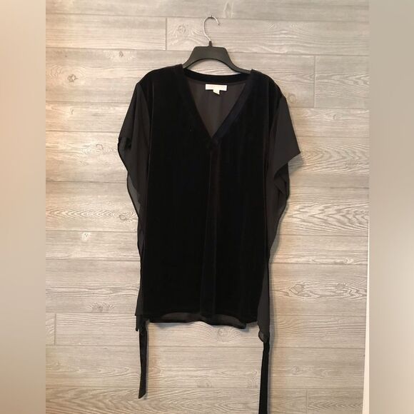 Michael Kors Black Stretch Velvet Mixed Media Self-Tie VNeck Top size medium - Picture 1 of 3